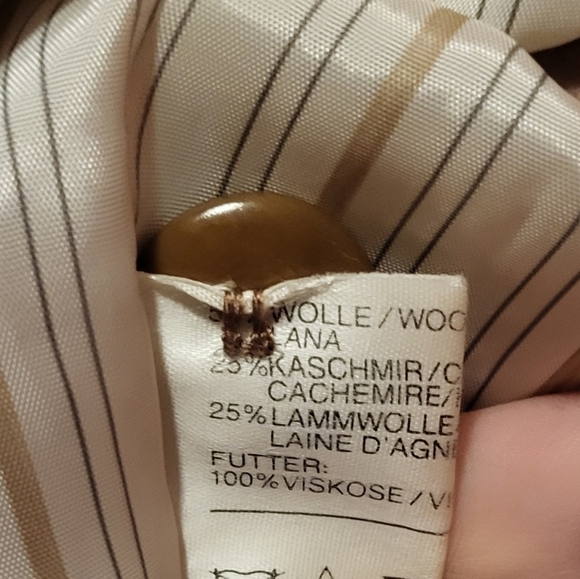 Vintage Louis Feraud Wool Cashmere Structured Camel Color Blazer Size 10 - Picture 6 of 6